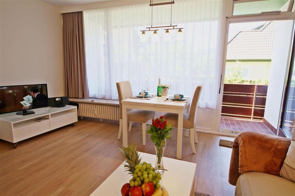 Klaus-groth-str-2-wohnung-07 Apartment *